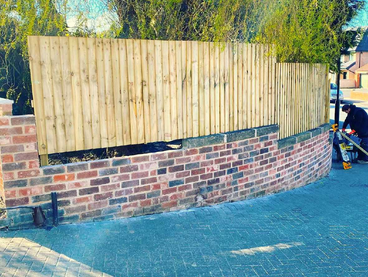 fencing & landscaping in Halesowen and West Midlands